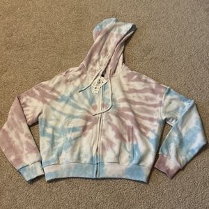 New tie-dye zip up crop hoodie